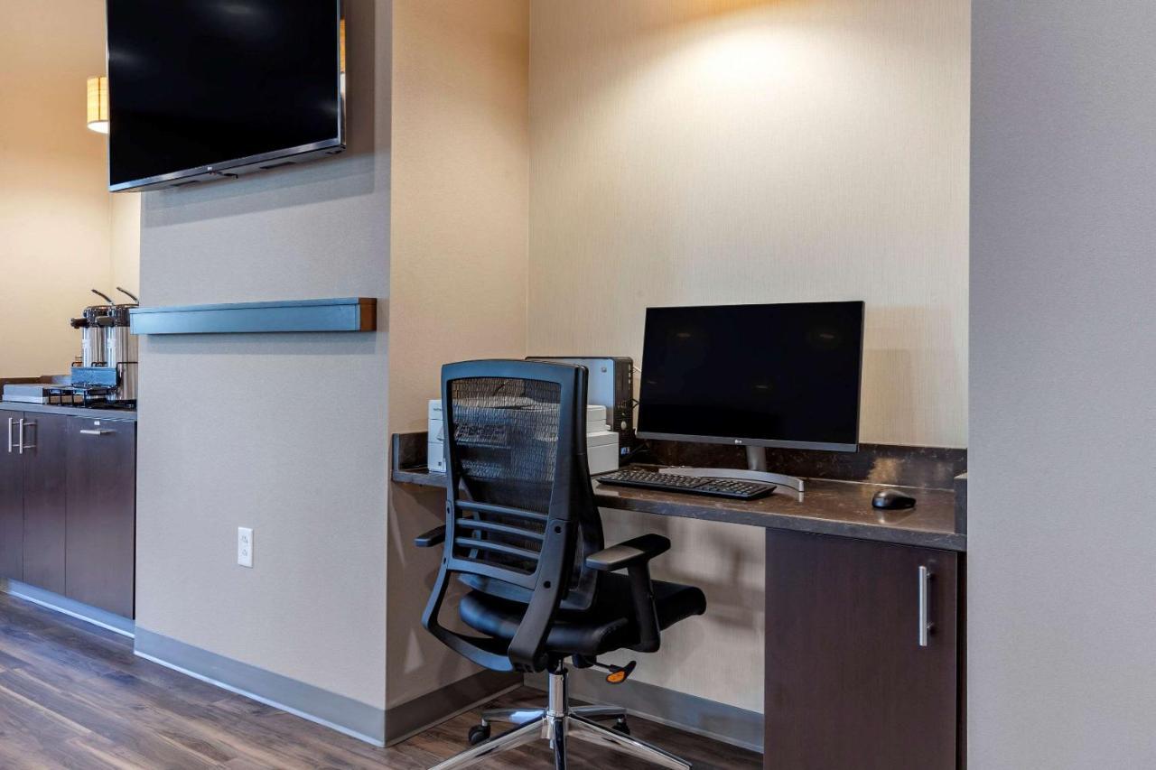 Sleep Inn & Suites Lancaster-Platteville 외부 사진