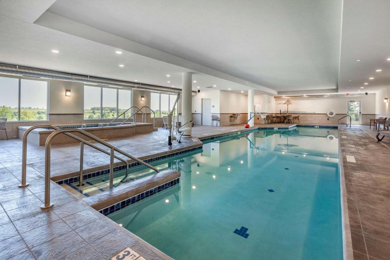 Sleep Inn & Suites Lancaster-Platteville 외부 사진